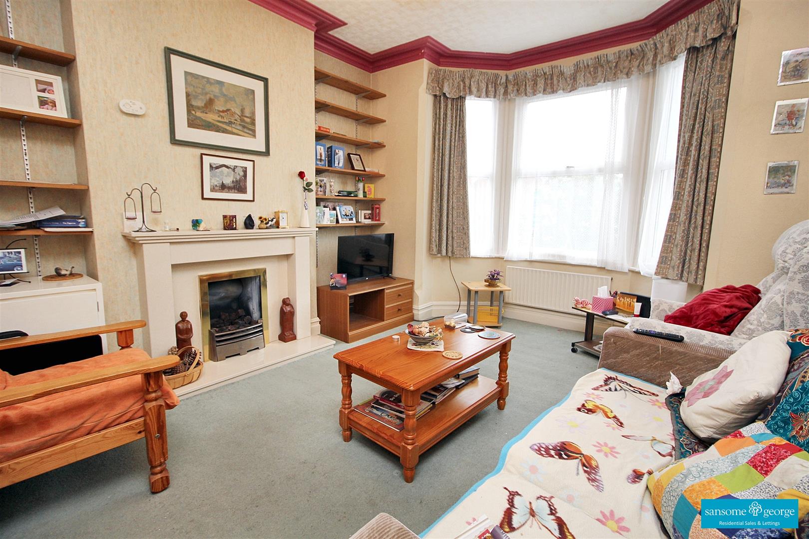 4 bed property in Waverley Road, Reading
